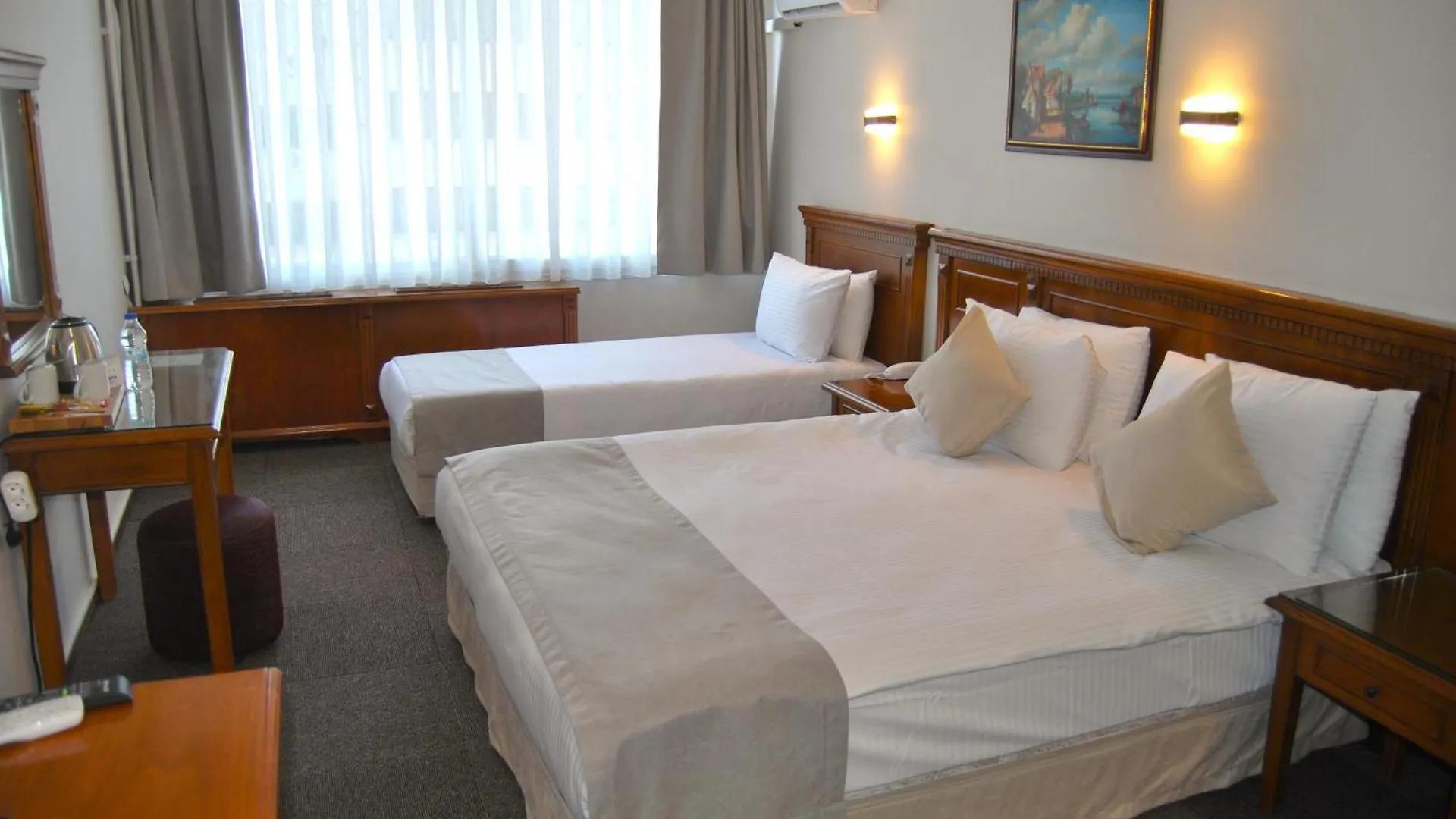 איזמיר Otel Kaya