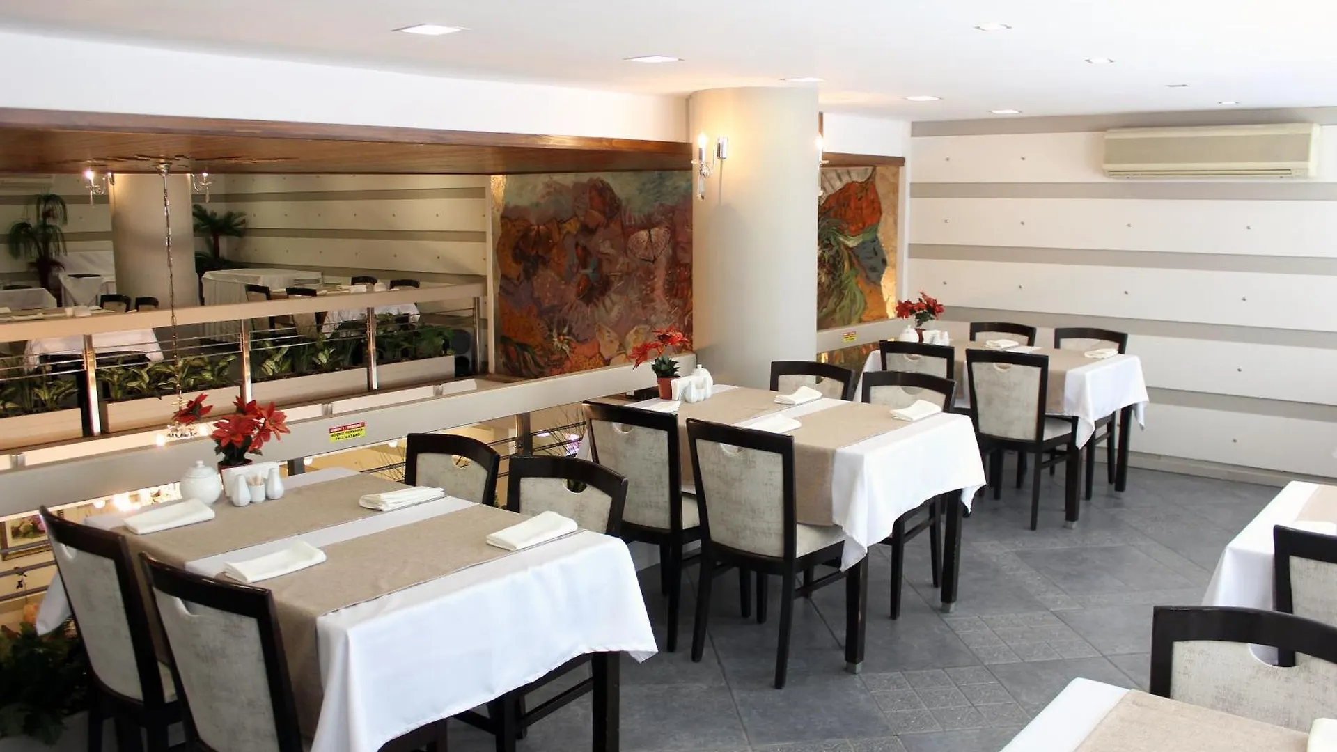 לינה וארוחת בוקר איזמיר Otel Kaya טורקיה