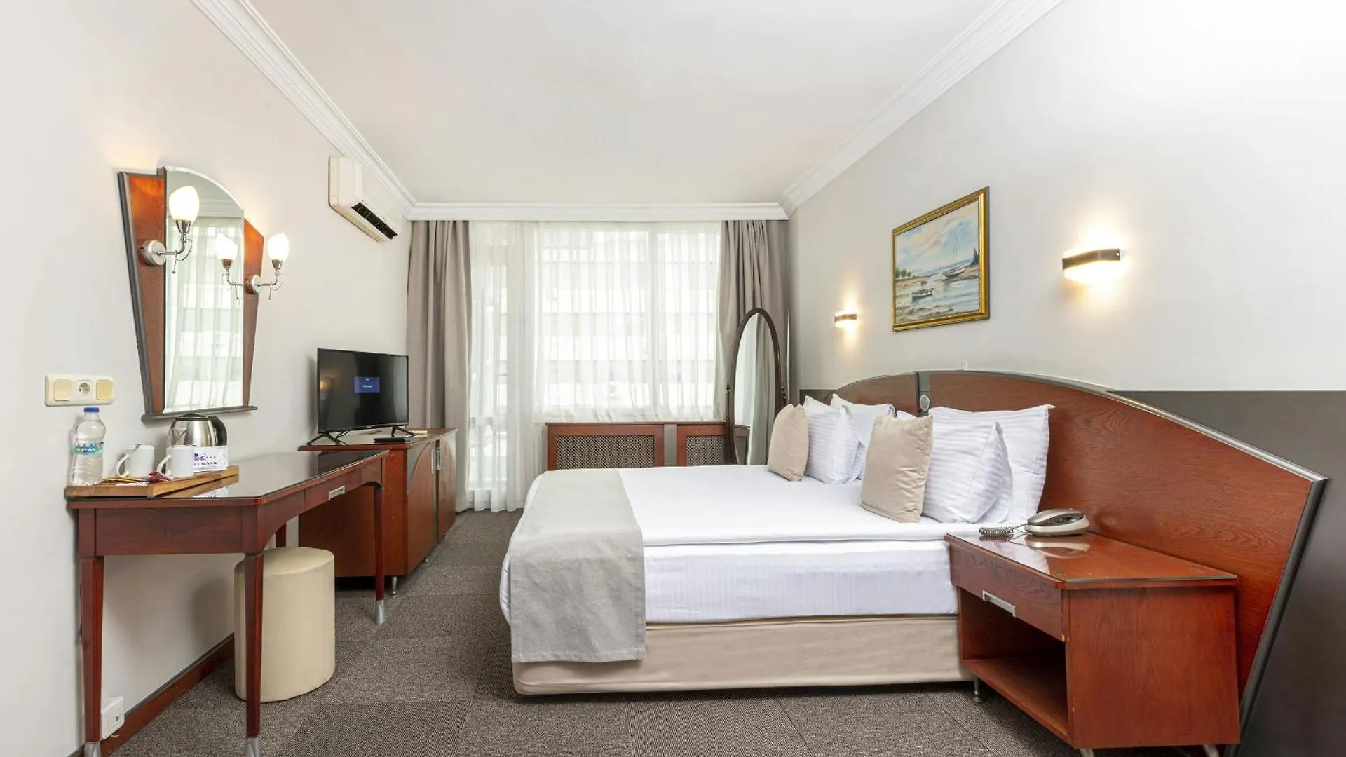 איזמיר Otel Kaya לינה וארוחת בוקר