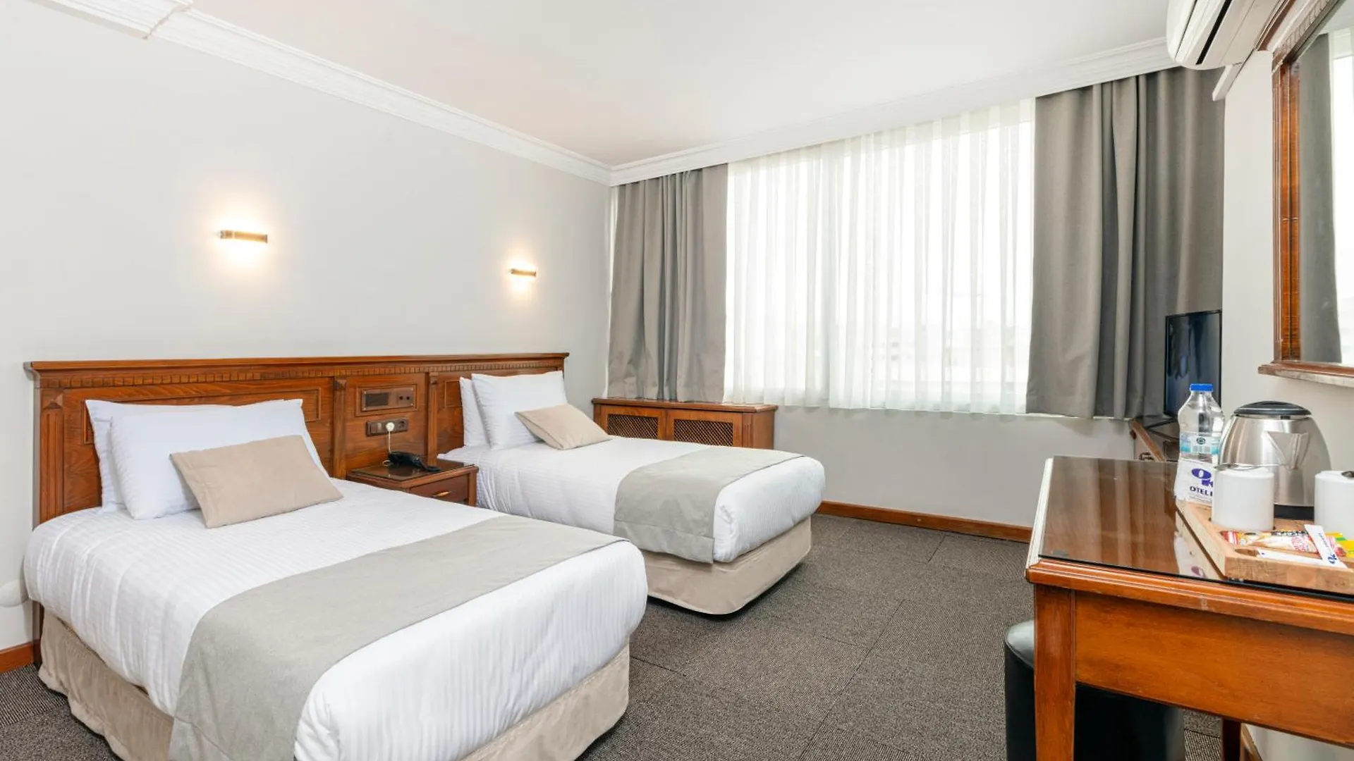 איזמיר Otel Kaya