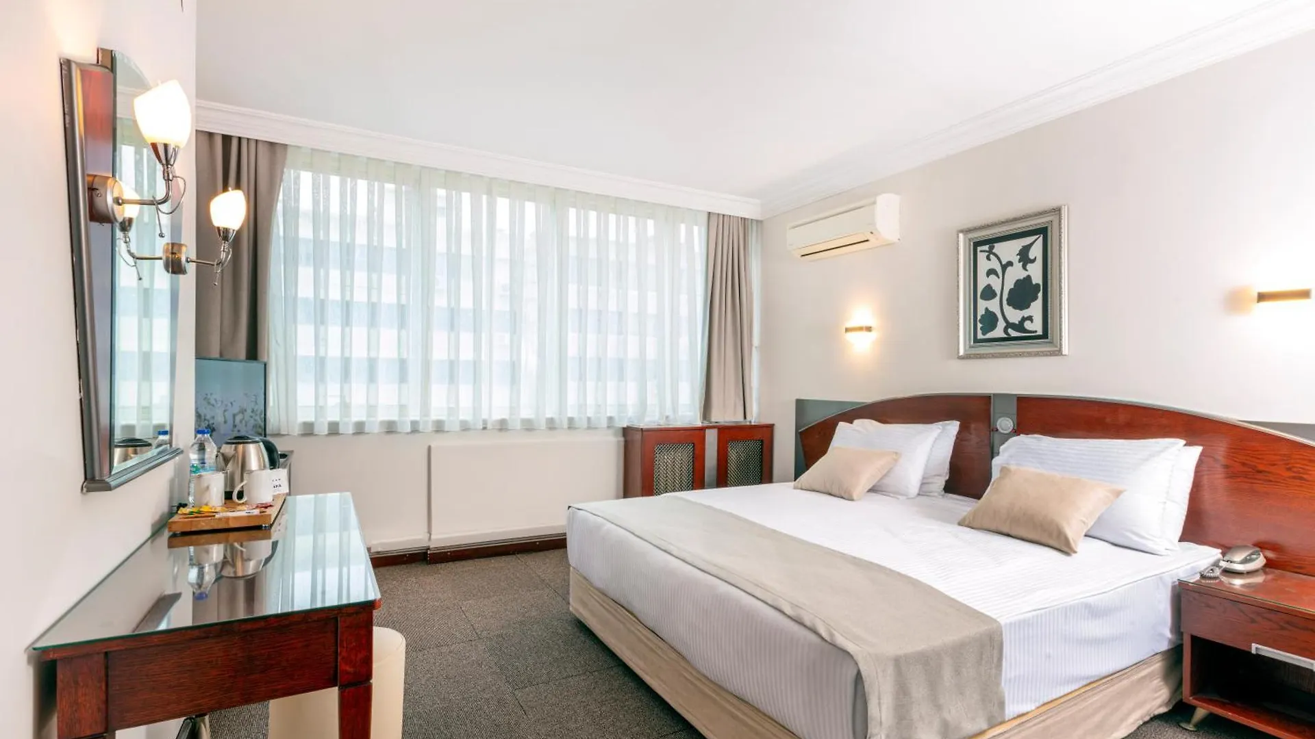 איזמיר Otel Kaya 0*,